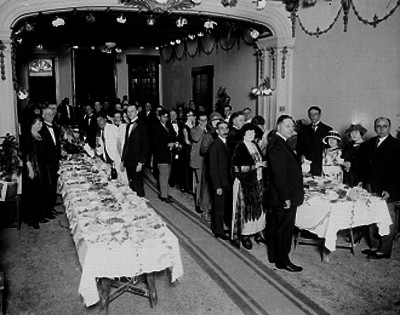 Funcionarios de Industria, Comercio y Trabajo, durante un banquete