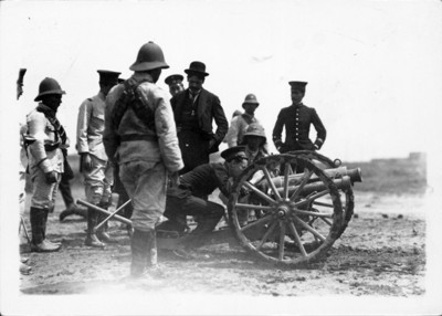 Guillermo "Rubio Navarrete" durante maniobras militares