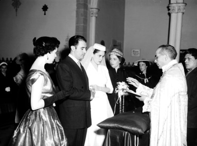 Enlace matrimonial de José Luis Martínez y la señorita Baracs
