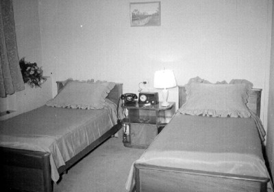 Dormitorio en el interior de la estación de radio