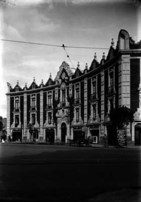 Edificio Gaona ubicada en "Bucareli", fachada