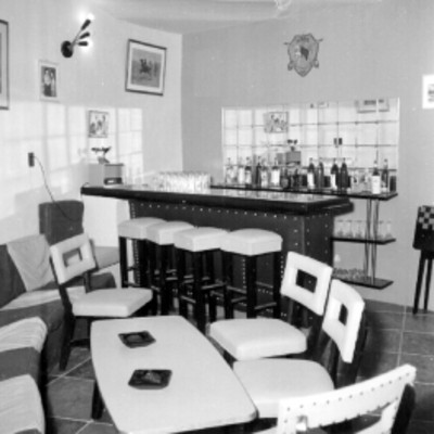 Cantina del Club de oficiales, interior, del cuartel militar de Santa Gertrudis, Chihuahua
