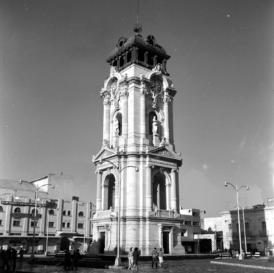 Vista del reloj monumental de Pachuca
