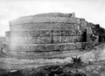 Vista posterior del Templo de Quetzalcóatl