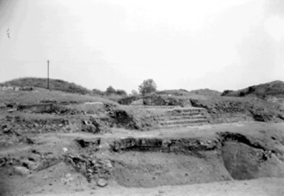 Basamento por explorar en Teotihuacán