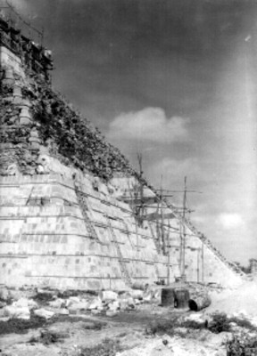 Procesos de reconstrucción del Castillo, vista parcial