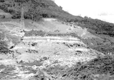 Panorámica de la zona arqueológica de Tajín durante los trabajos de desmonte