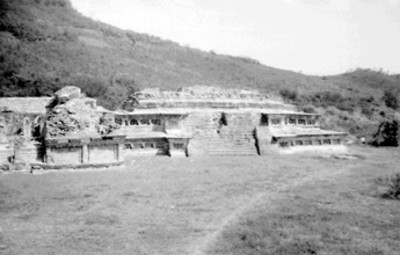Edificio C, fachada frontal