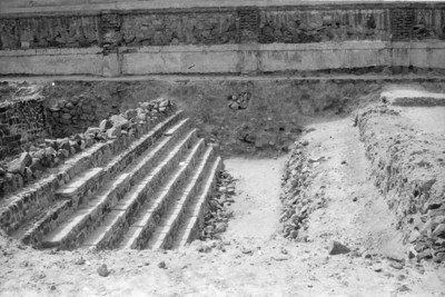 Escalinatas del Templo mayor sin restaurar
