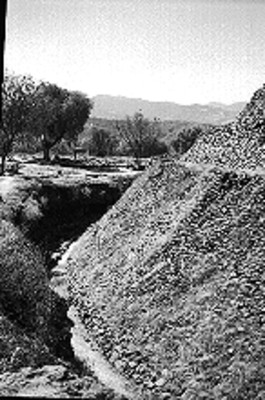 Vista del talud inferior de la Pirámide Circular, detalle