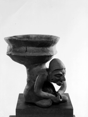 Figurilla del Dios Viejo del Fuego