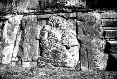Relieves en el patio de los esclavos de El Palacio, reprografía