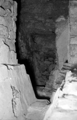 Vista de los restos de una estructura palencana en proceso de excavación
