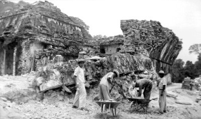 Vista de los trabajos de restauración en el lado norte del Palacio