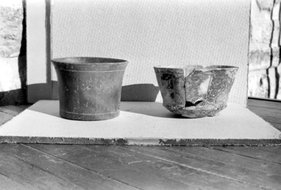 Vasijas mayas, recuperadas durante excavación arqueológica en Palenque