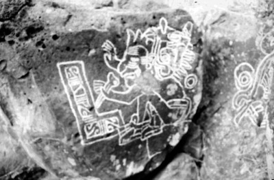 Petroglifo de un tlacuilo
