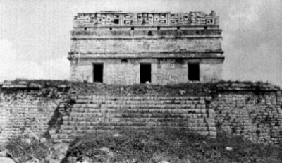 Fachada del edificio Chichanchob, Chichén Itzá