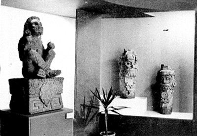 Exposición de esculturas prehispánicas, vista parcial