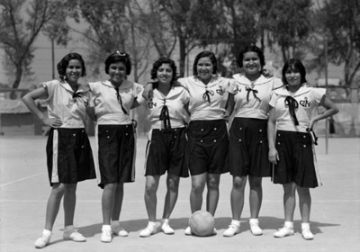 Equipo femenil de voleibol, retrato