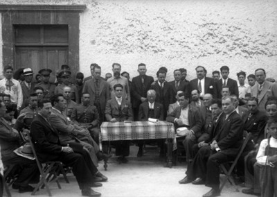 Hombres, retrato de grupo