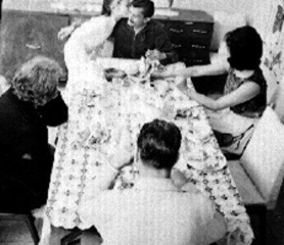 Familia durante una comida