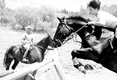 General Humberto Mariles en campo de equitación