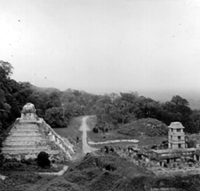 Templo de las Inscripciones y torre de El Palacio