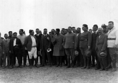 Alvaro Obregón, Joaquín Amaro y otros funcionarios, retrato de grupo