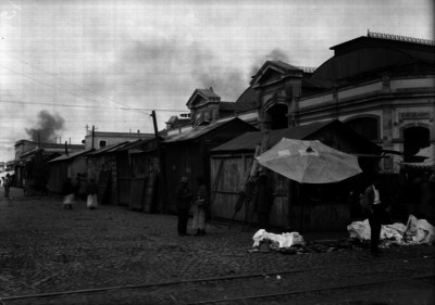 "Mercado Martínez de la Torre", exterior