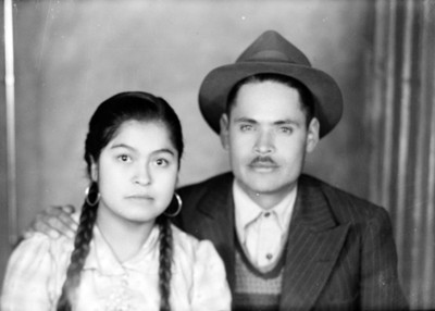 Pareja de clase media, retrato