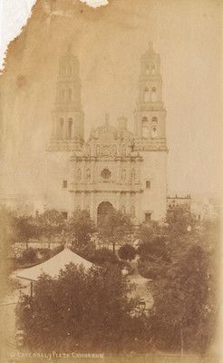 "Catedral y Plaza" de "Chihuahua"