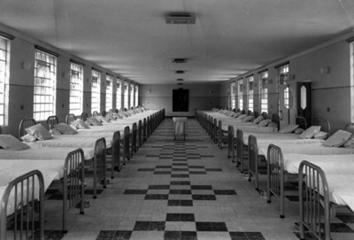 Pabellón de maternidad, sala 1