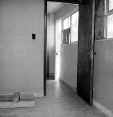 Baño y habitaciones de una casa en donde fue encontrada la bomba de cobalto