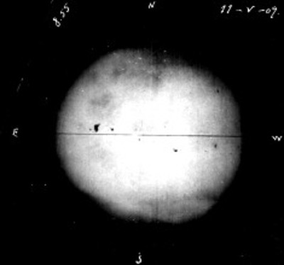 Eclipse lunar a las "8:55 del 11-05-1909"