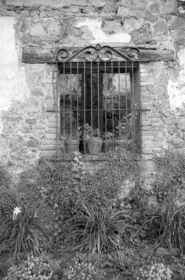 Ventana con protecciones de la hacienda San Rafael