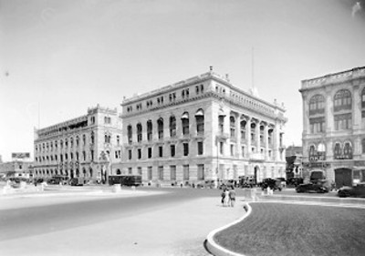Edificio del Banco de México y Edificio de Correos, exterior
