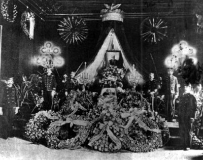 Funerales de Felipe Berriozabal en la Capilla Ardiente