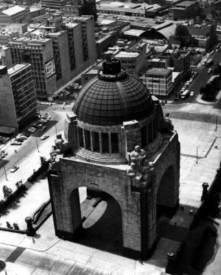 Monumento a la Revolución, vista aérea