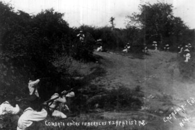 Combate entre soldados federales y zapatistas