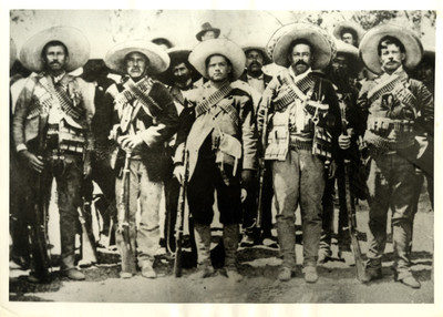 Francisco Villa y sus principales colaboradores, retrato de grupo