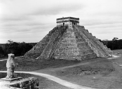 Pirámide El Castillo en Chichén Itzá