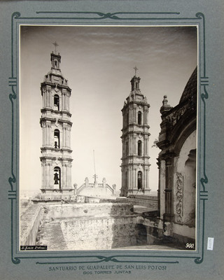 Vista de las Torres del Santuario de Guadalupe