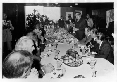 Santiago Roel y empresarios mexicanos durante reunión