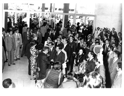 Recibimiento de Adolfo Suárez González en el aeropuerto