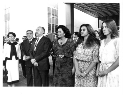José López Portillo y su familia se preparan para dar la bienvenida al Presidente de El Salvador
