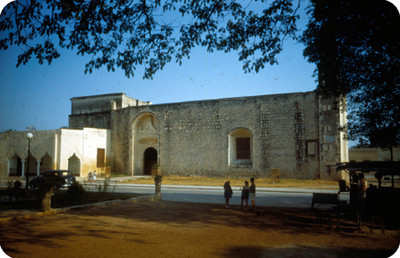 Arquitectura religiosa, vista parcial