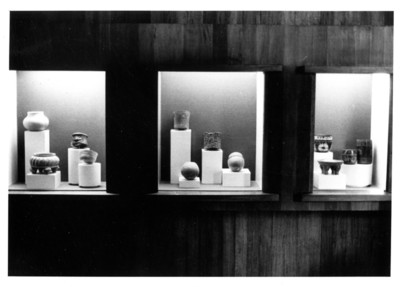 Vitrinas en el museo Carlos Pellicer