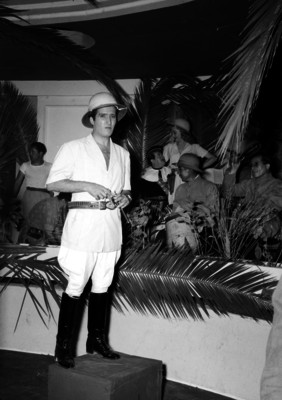 Abel Salazar, productor de cine durante la filmación de una pelicula