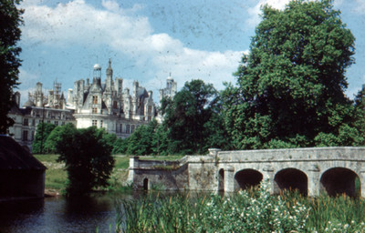 Castillo Chambord y rio Loira, vista parcial