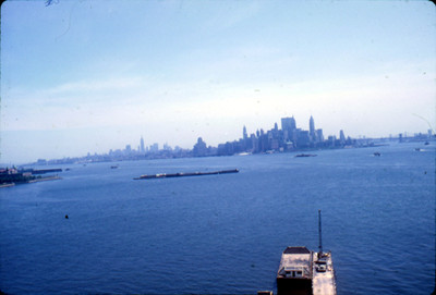 Vista de Manhattan desde el rio Hudson
